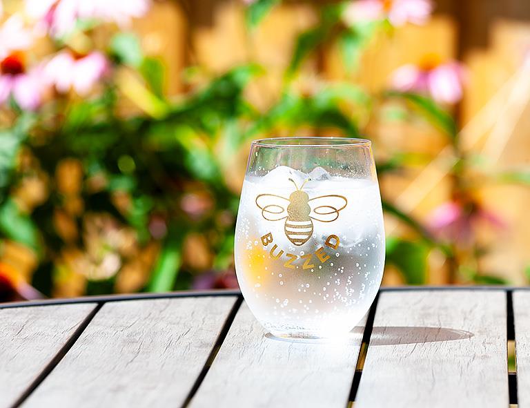 bee wine glass stemless wine glass wine buzzed wine glass