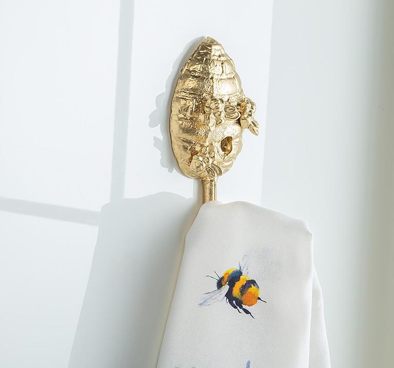 bee and hive shape coat hook decoration